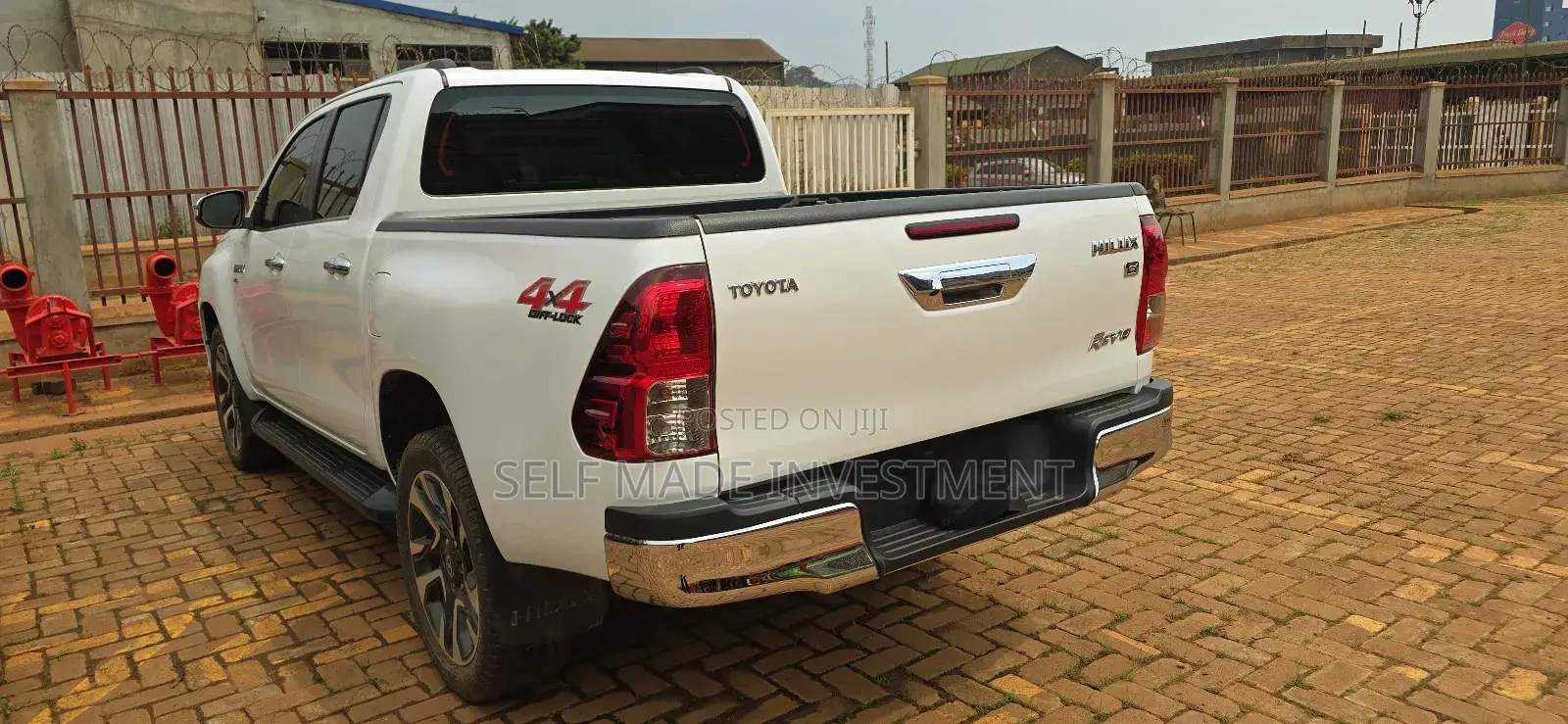 Toyota Hilux 2017 White