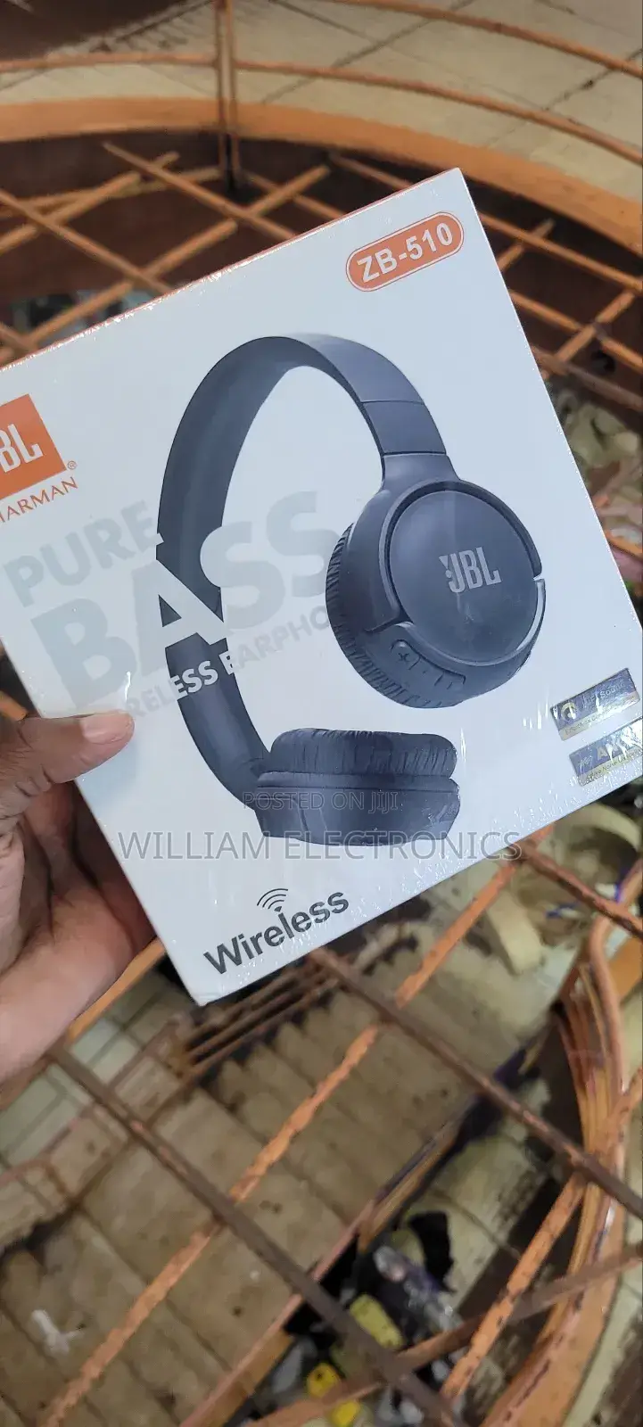 Wireless JBL Harman Pure Bass Headphone/Bluetooth Headphones