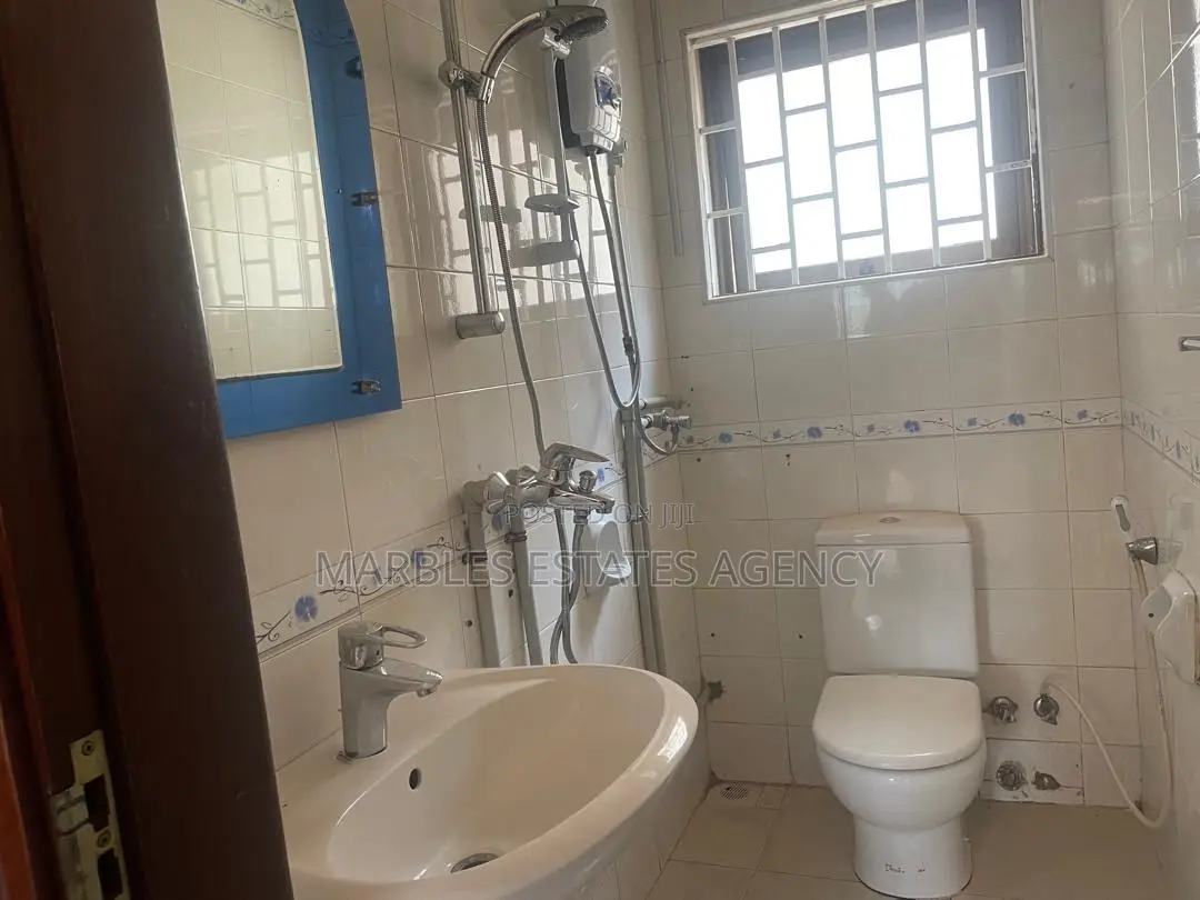 3bdrm Bungalow in Naguru, Central Division for rent