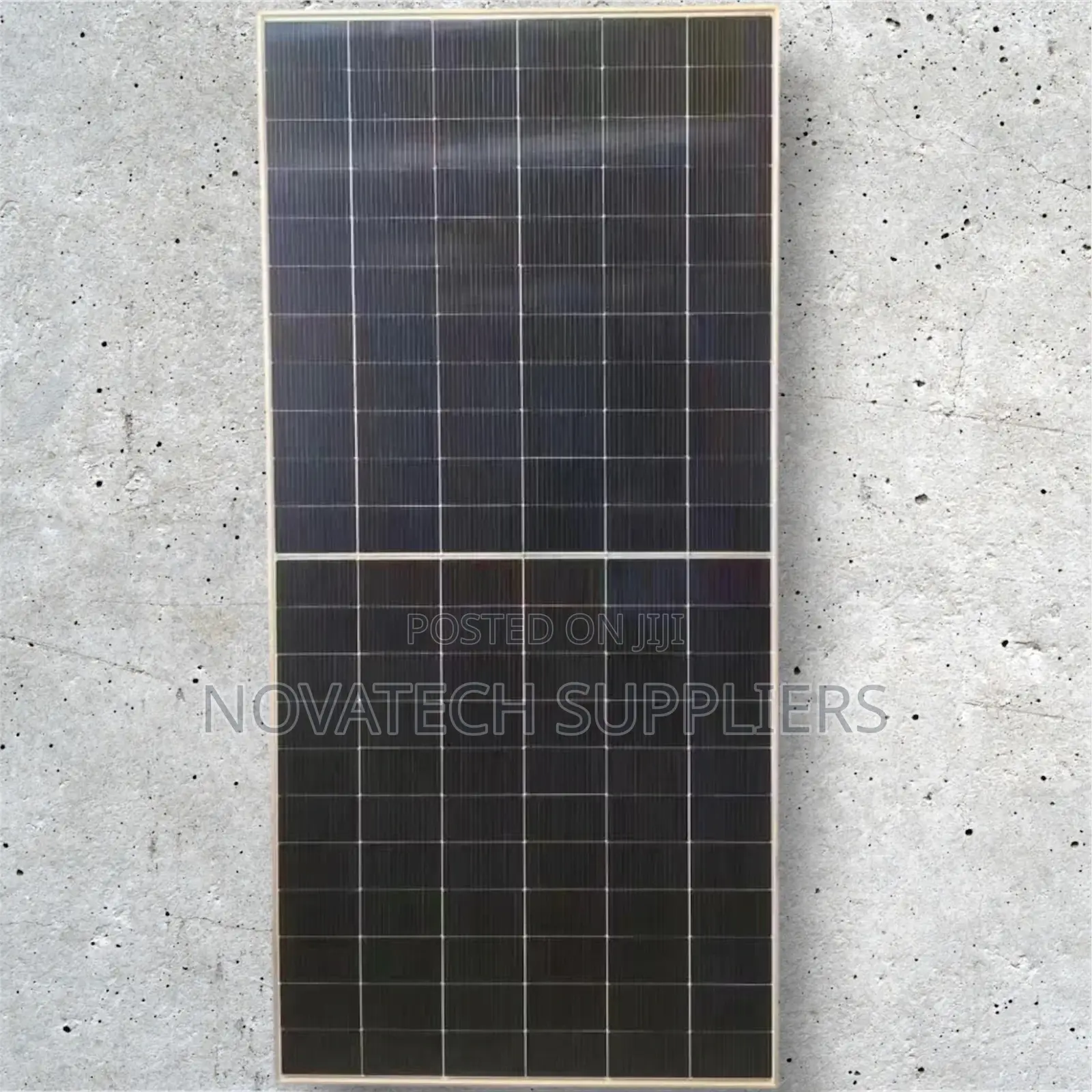 555W Mono Crystalline Solar Panels Mesut K