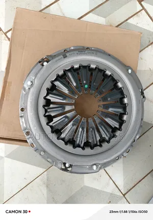 Pressure Plate/Clutch Cover for Hilux, Drone 1kd Engine