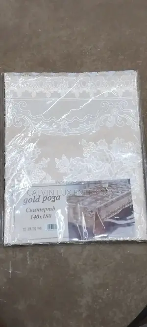 Table Cloth 6 Seater Dinning Table