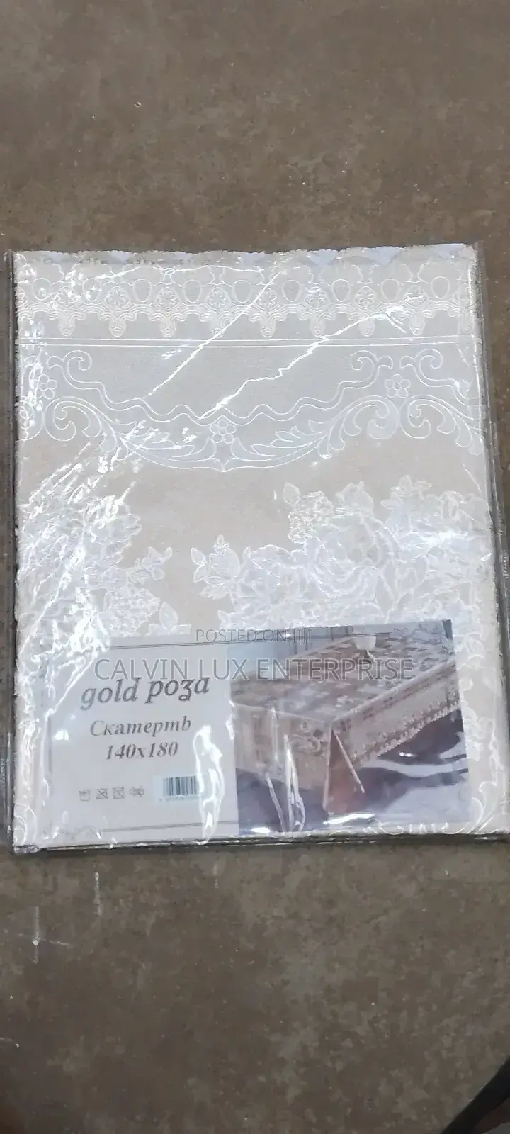 Table Cloth 6 Seater Dinning Table