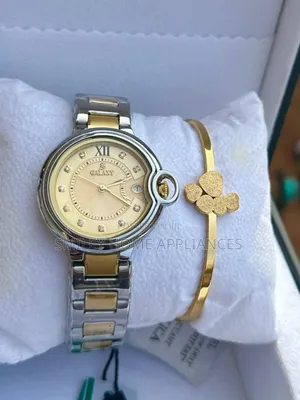 Galaxy Women's Gift Box Watch With a Bracelet Golden Silver