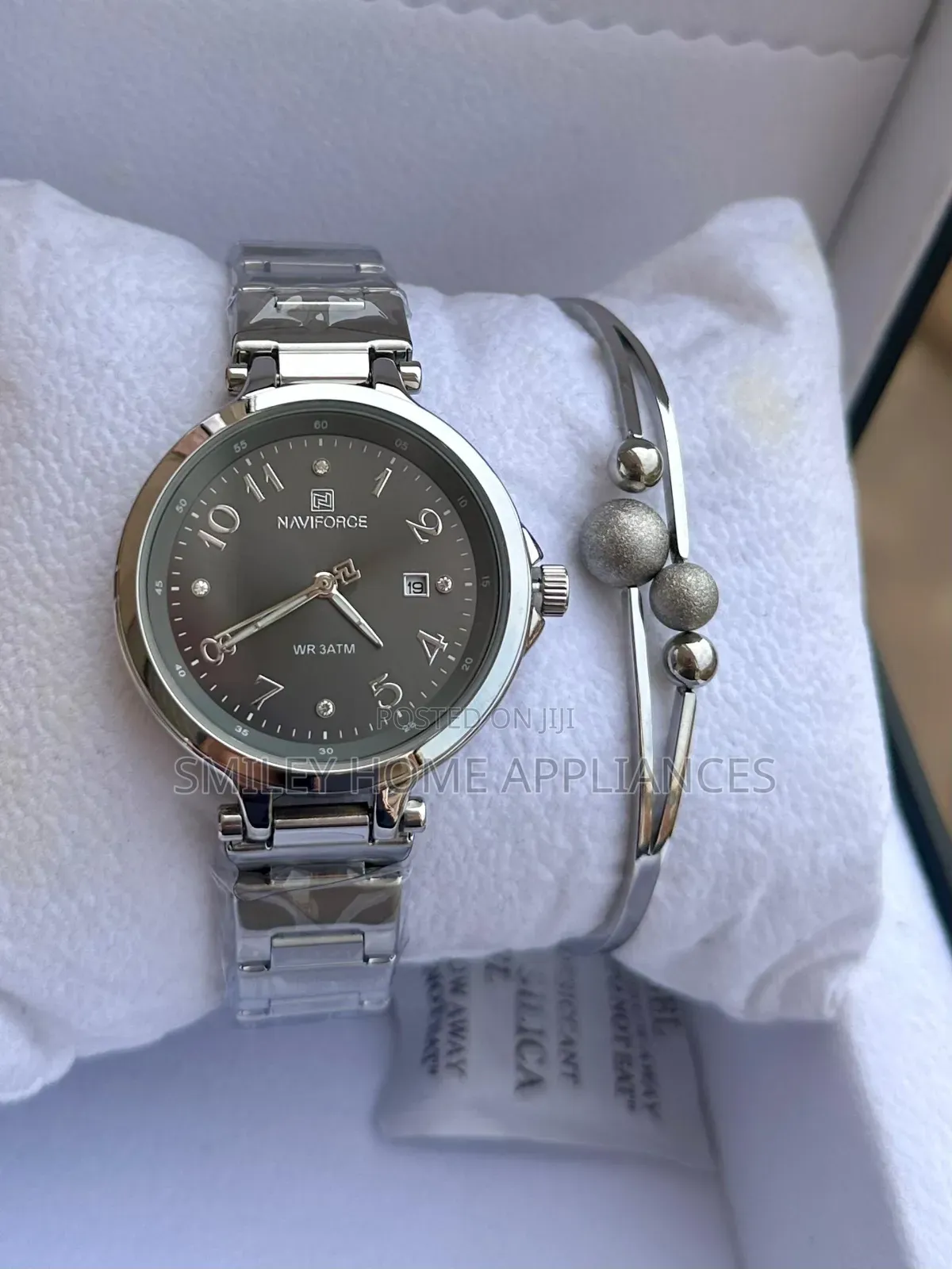 Original Naviforce Ladies' Classy Analog Wrist Watch