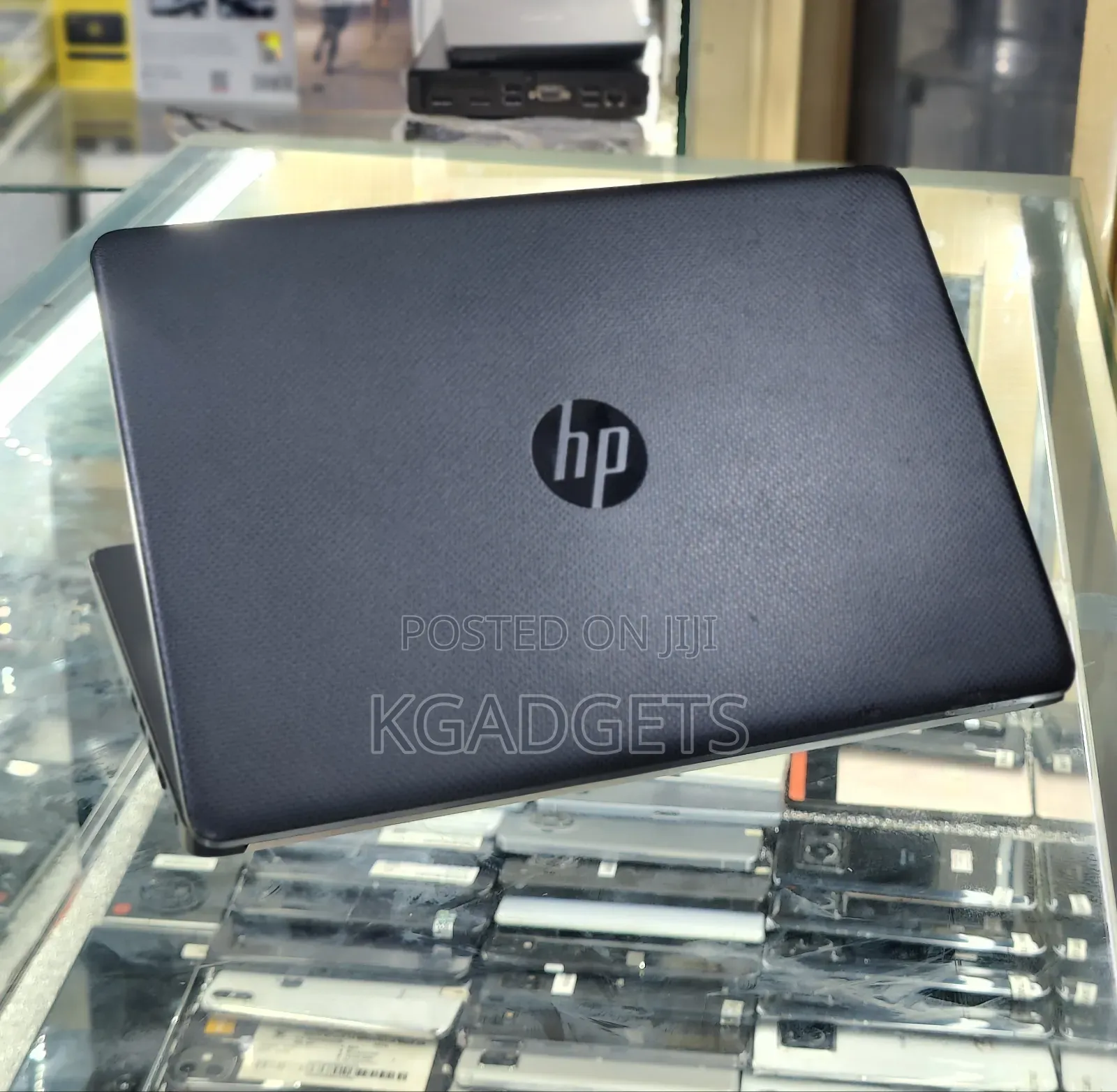 New Laptop HP 14z 4GB AMD Ryzen 3 HDD+SSD 128GB