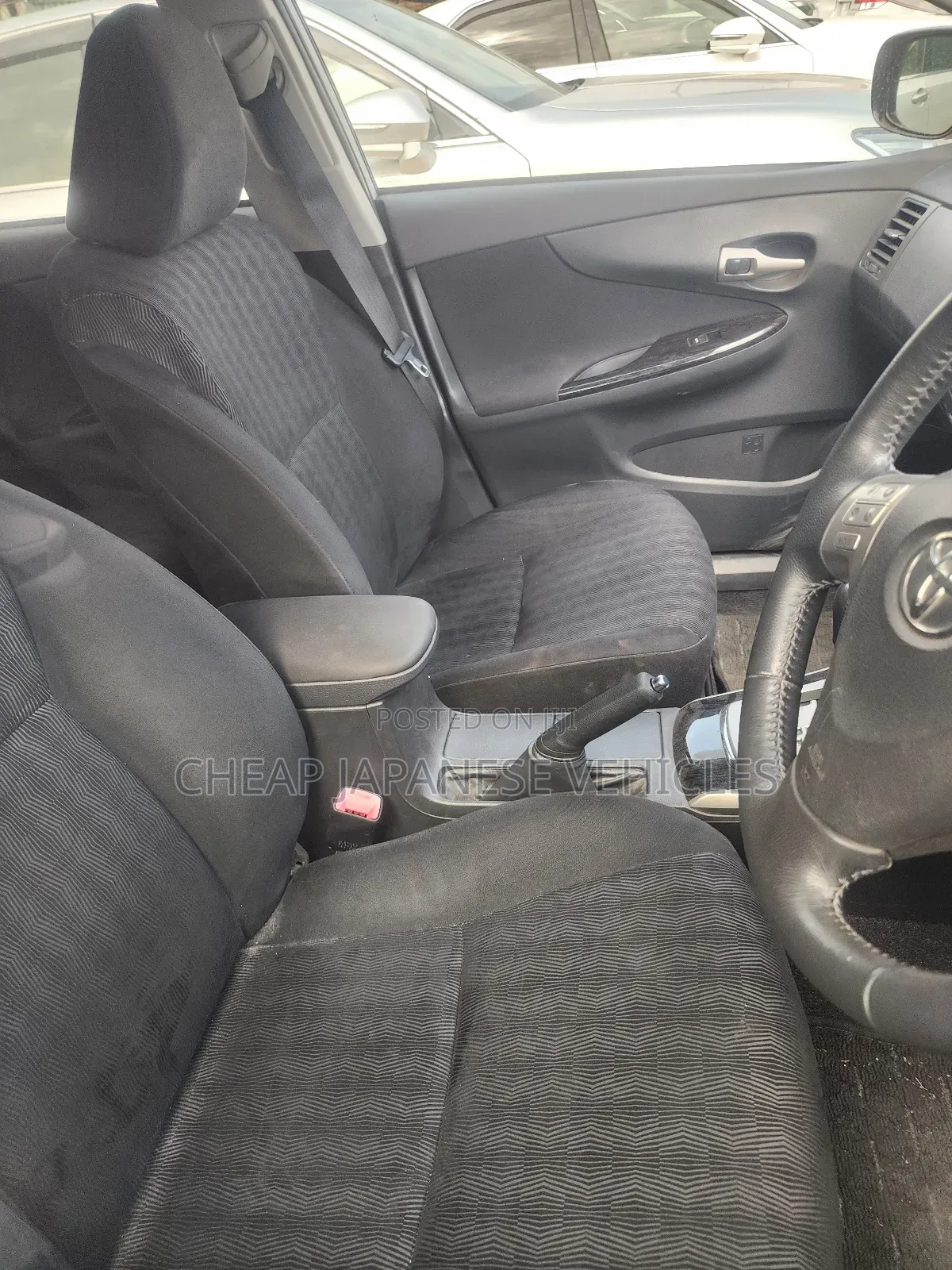 Toyota Corolla Fielder 1.8 Petrol FWD 2012 Silver