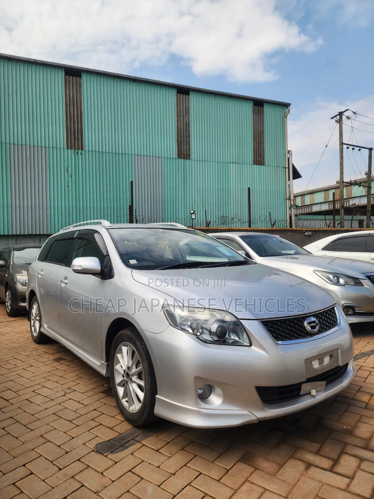 Toyota Corolla Fielder 1.8 Petrol FWD 2012 Silver