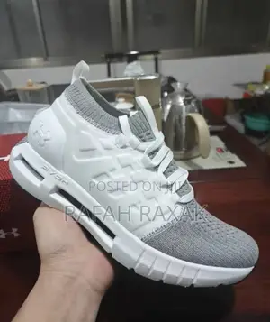 Original Grey Underamour Hovr Phantom 1 Running Sneaker