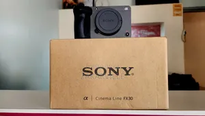 Sony Fx30 Digital Cinema Camera (Ilme-Fx30b)