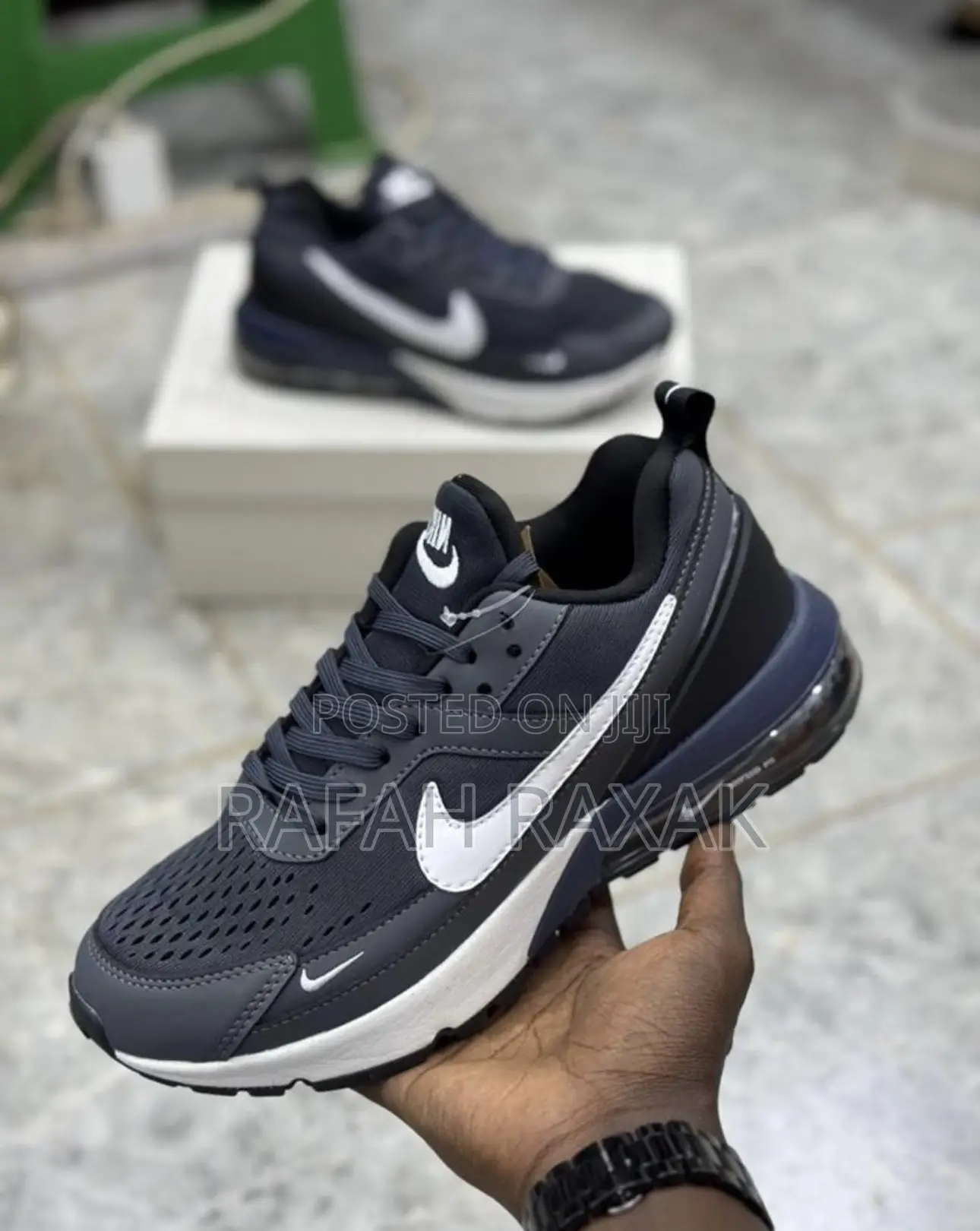 Original Nike Air Max Pulse Trainer Sneakers