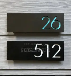 Keyholders Door Marks
