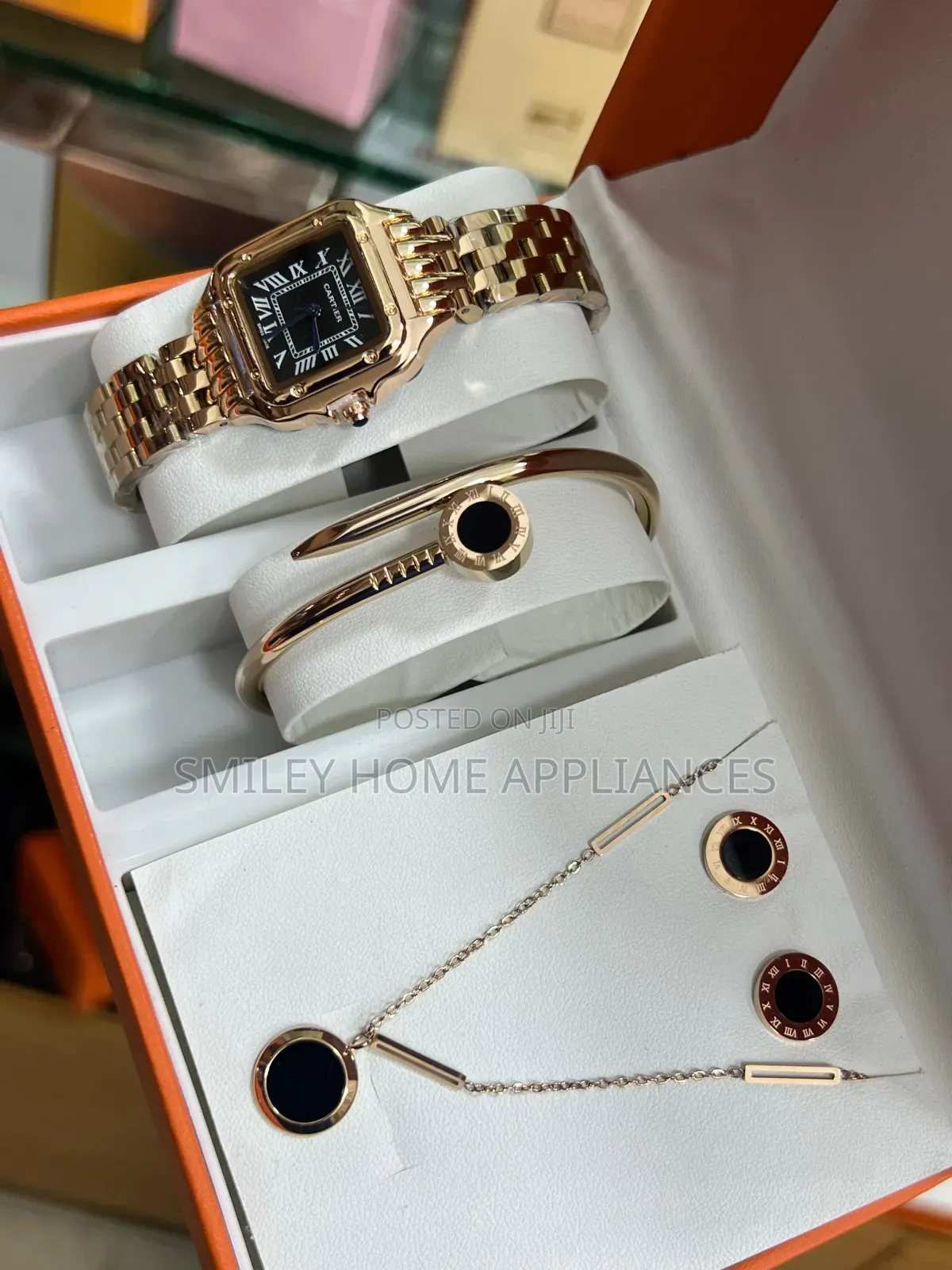 Cartier Women's Watch Gift Box With a Bracelet and Necklace