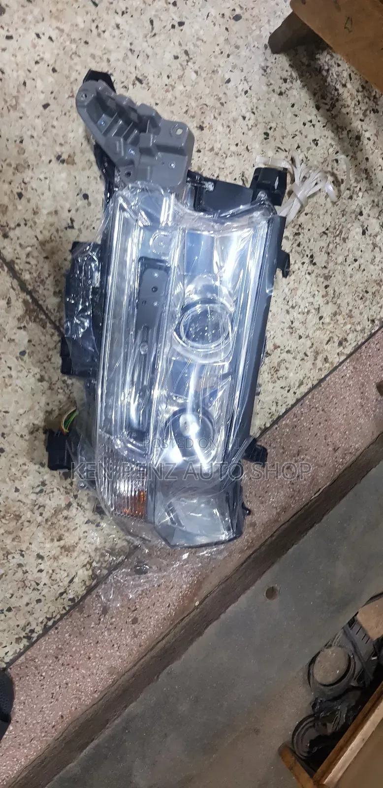 Headlamps for Landcruiser LC 200 2018