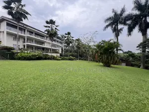 3bdrm Block of Flats in Kololo, Central Division for sale