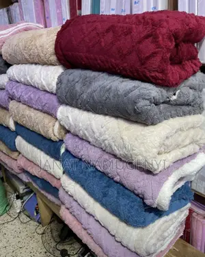 Tufted Duvets Available in Different Colors