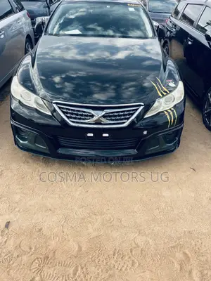 Photo - Toyota Mark X 2.5 RWD 2012 Black