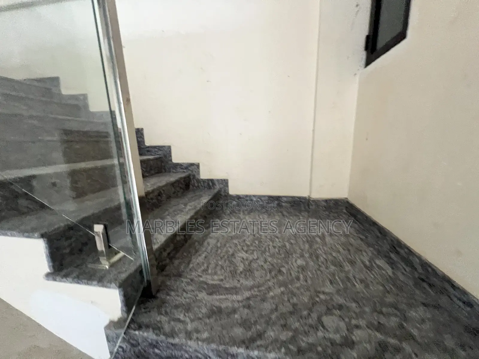5bdrm Townhouse/Terrace in Kololo, Central Division for sale