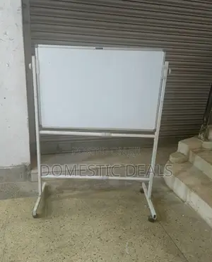 90x60cm White Board With Adjustable Stand