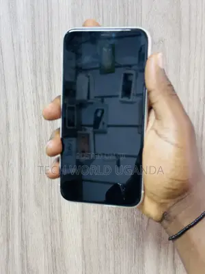 Apple iPhone 11 64 GB White