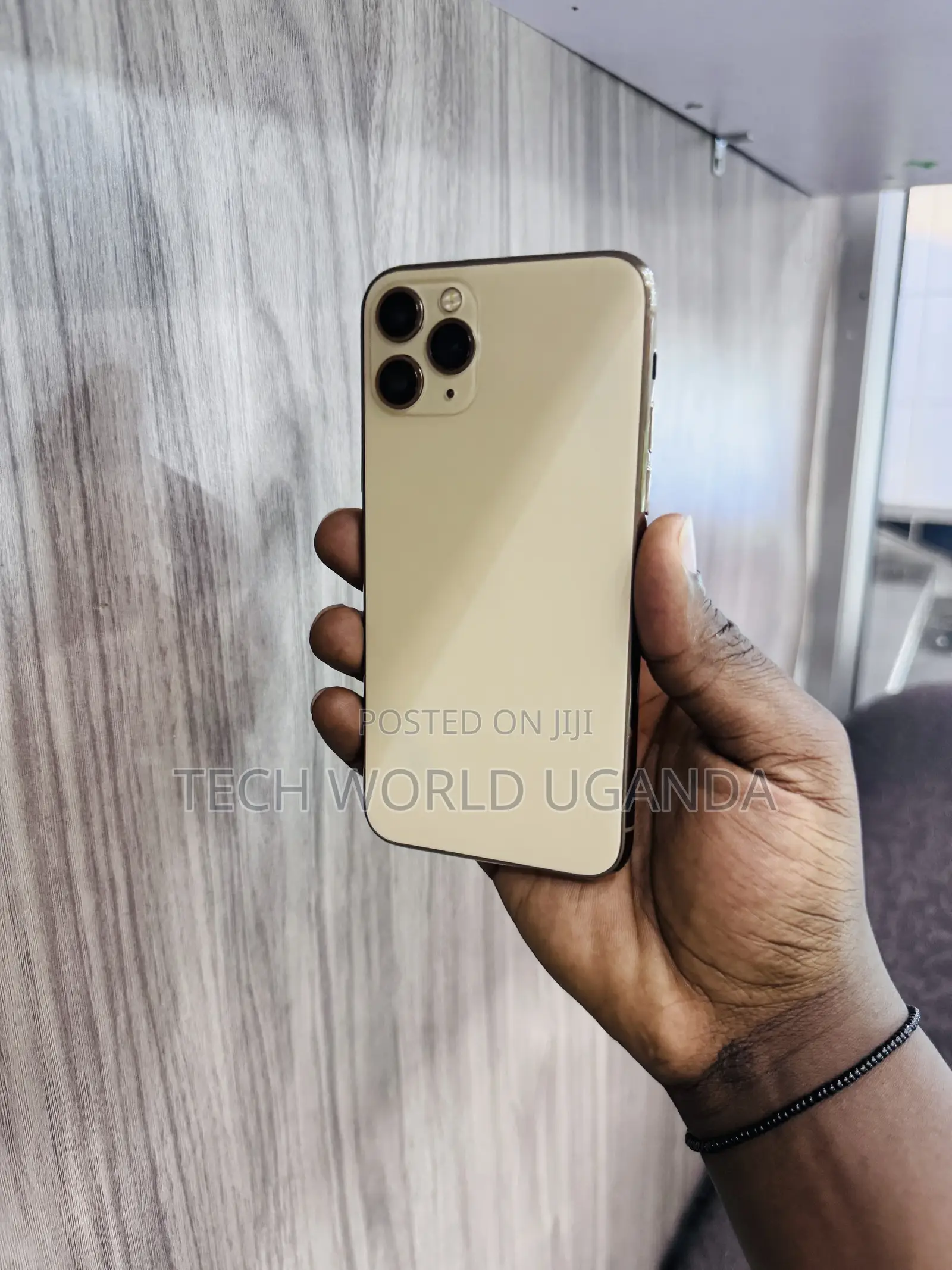 Apple iPhone 11 Pro 64 GB Gold