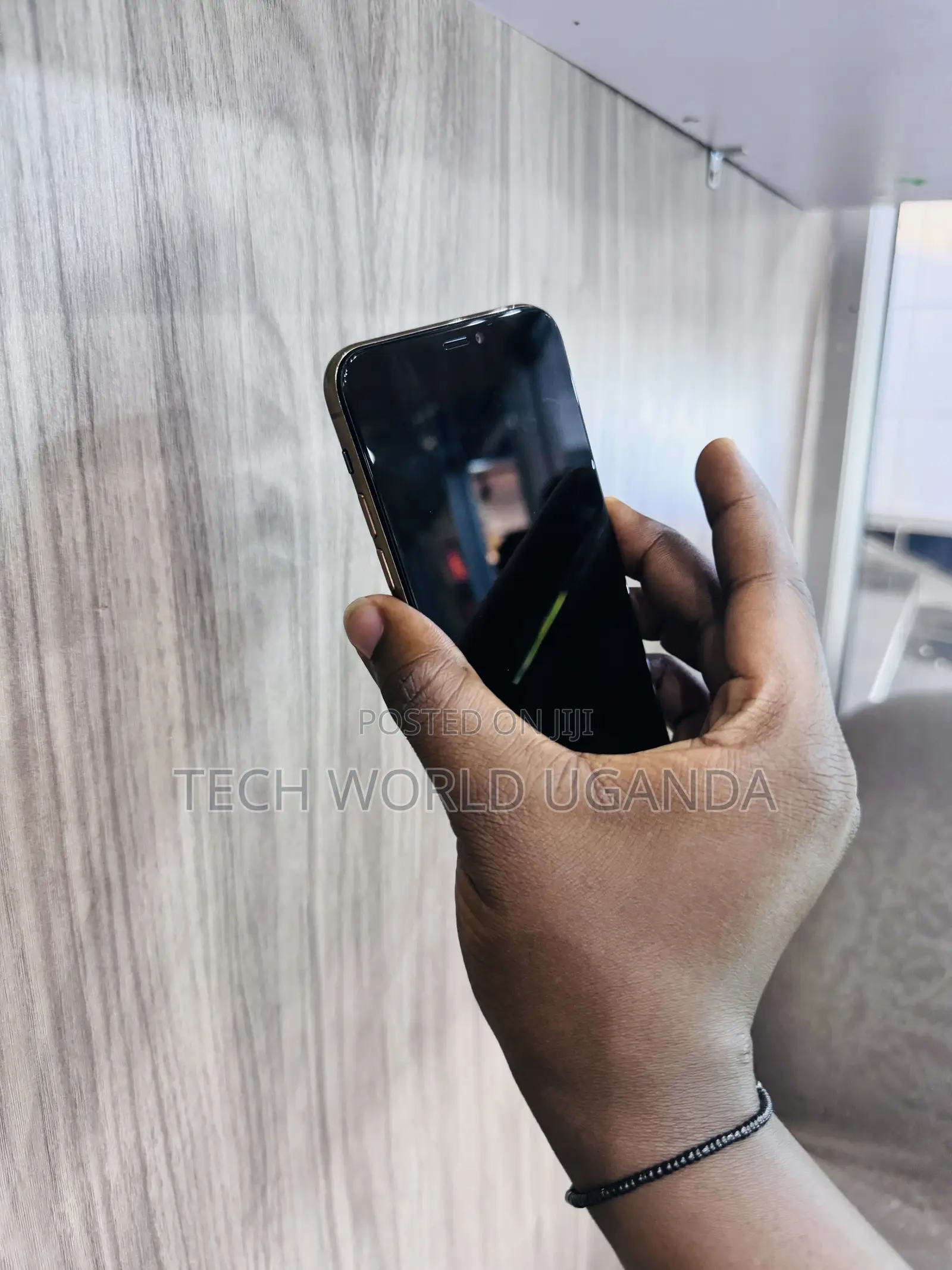 Apple iPhone 11 Pro 64 GB Gold