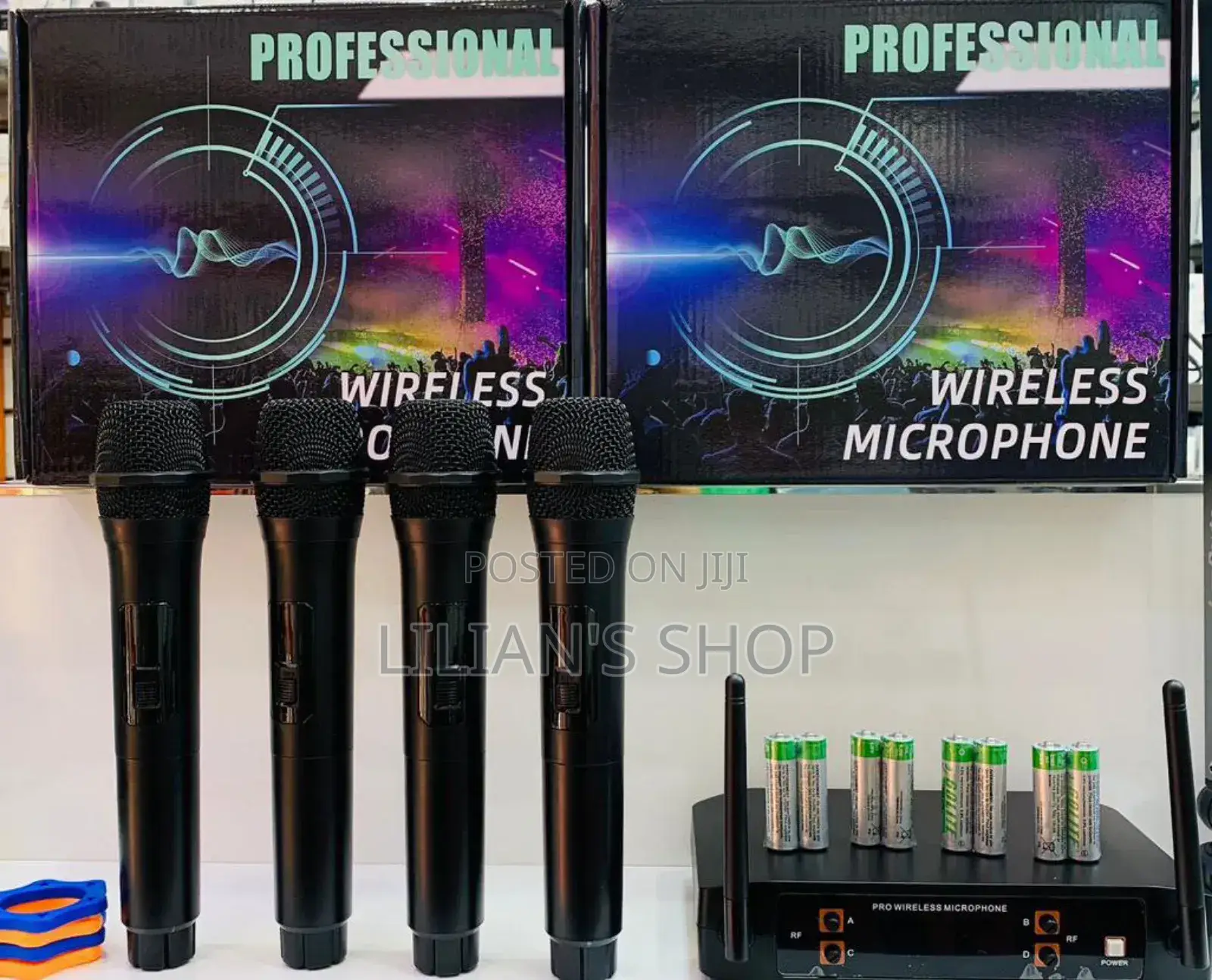 4 Pieces Wireless Professional Microphone