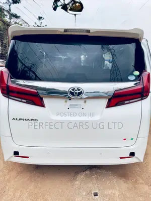 Toyota Alphard 2.5 Petrol AWD 2019 White