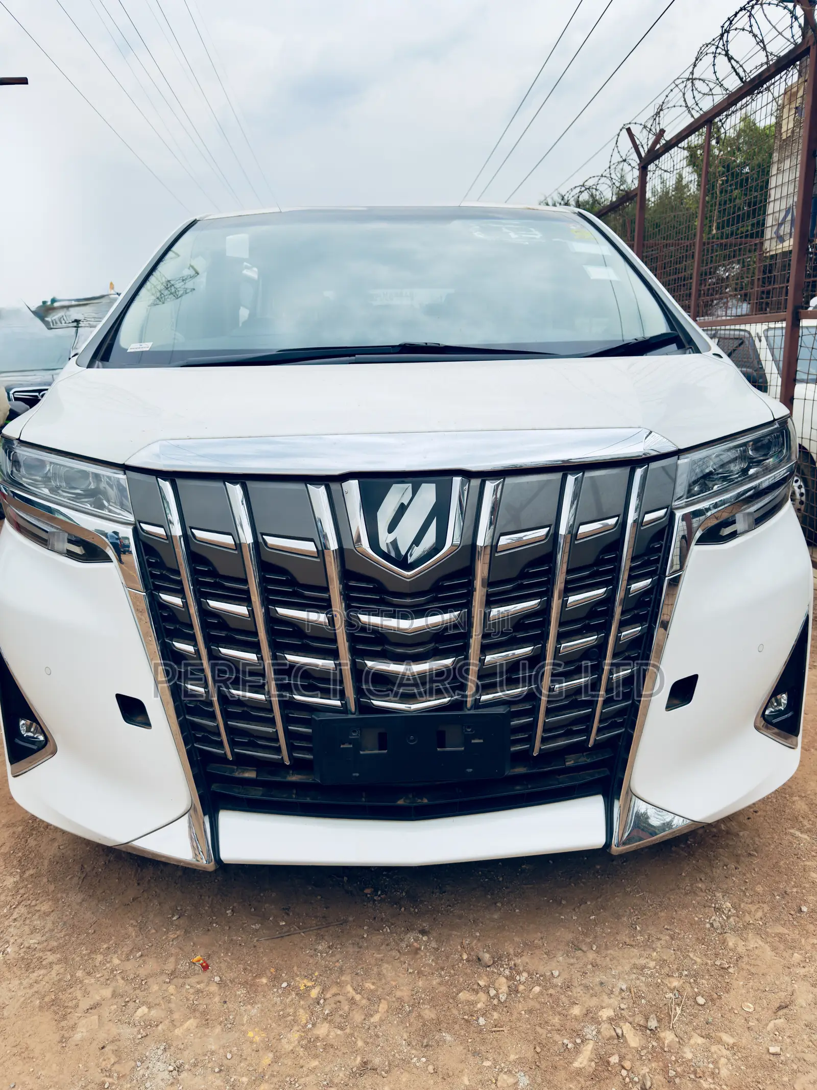 Toyota Alphard 2.5 Petrol AWD 2019 White