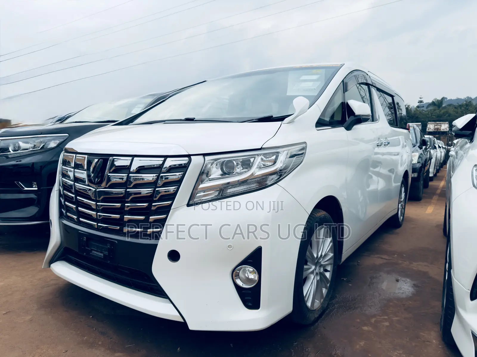 Toyota Alphard 2.5 Petrol AWD 2016 Pearl