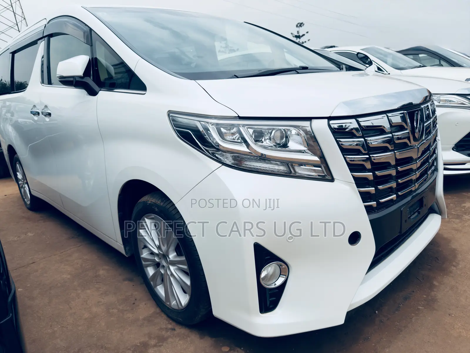 Toyota Alphard 2.5 Petrol AWD 2016 Pearl