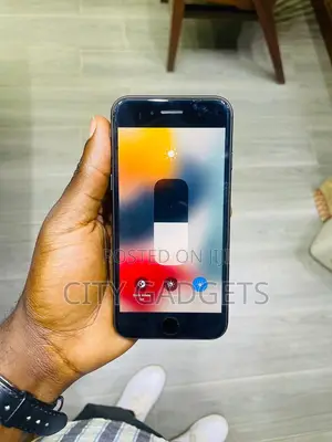 Apple iPhone 8 64 GB Black