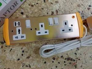 G T 3-Way Power Extension With 2 Charging Ports