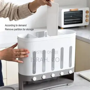 5-Grid Wall Mounted Storage Container 12L Food Dispenser