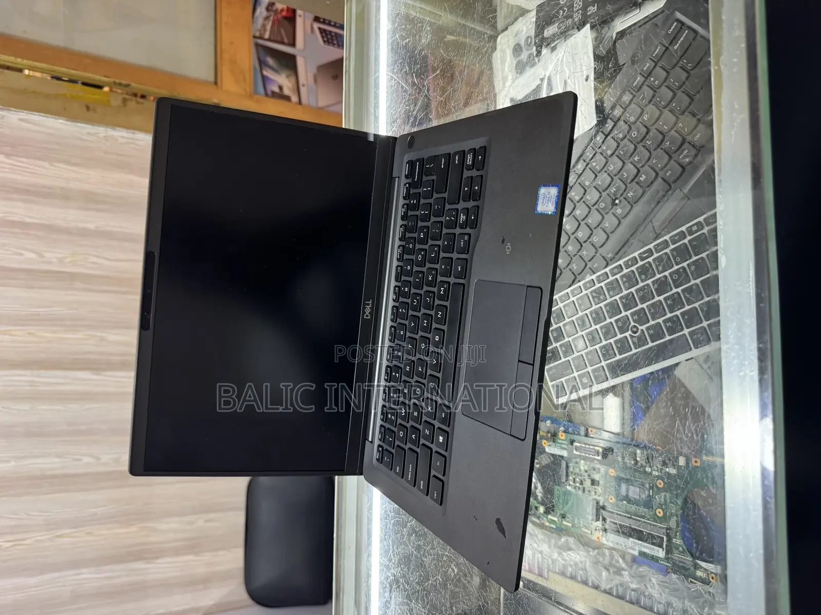 Laptop Dell Latitude 7400 16GB Intel Core I7 SSD 256GB
