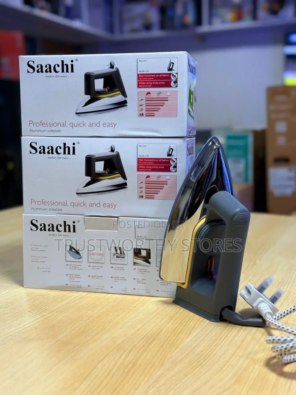 Saachi Dry Iron