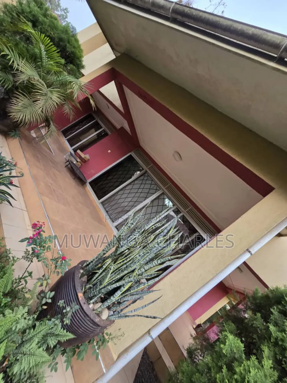 4bdrm Duplex in Fs Properties Ltd, Kira for rent