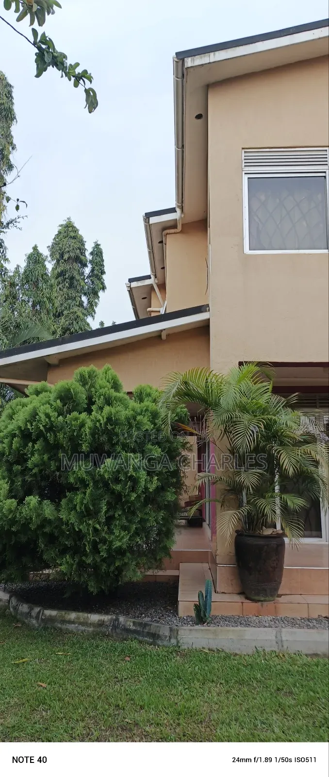 4bdrm Duplex in Fs Properties Ltd, Kira for rent