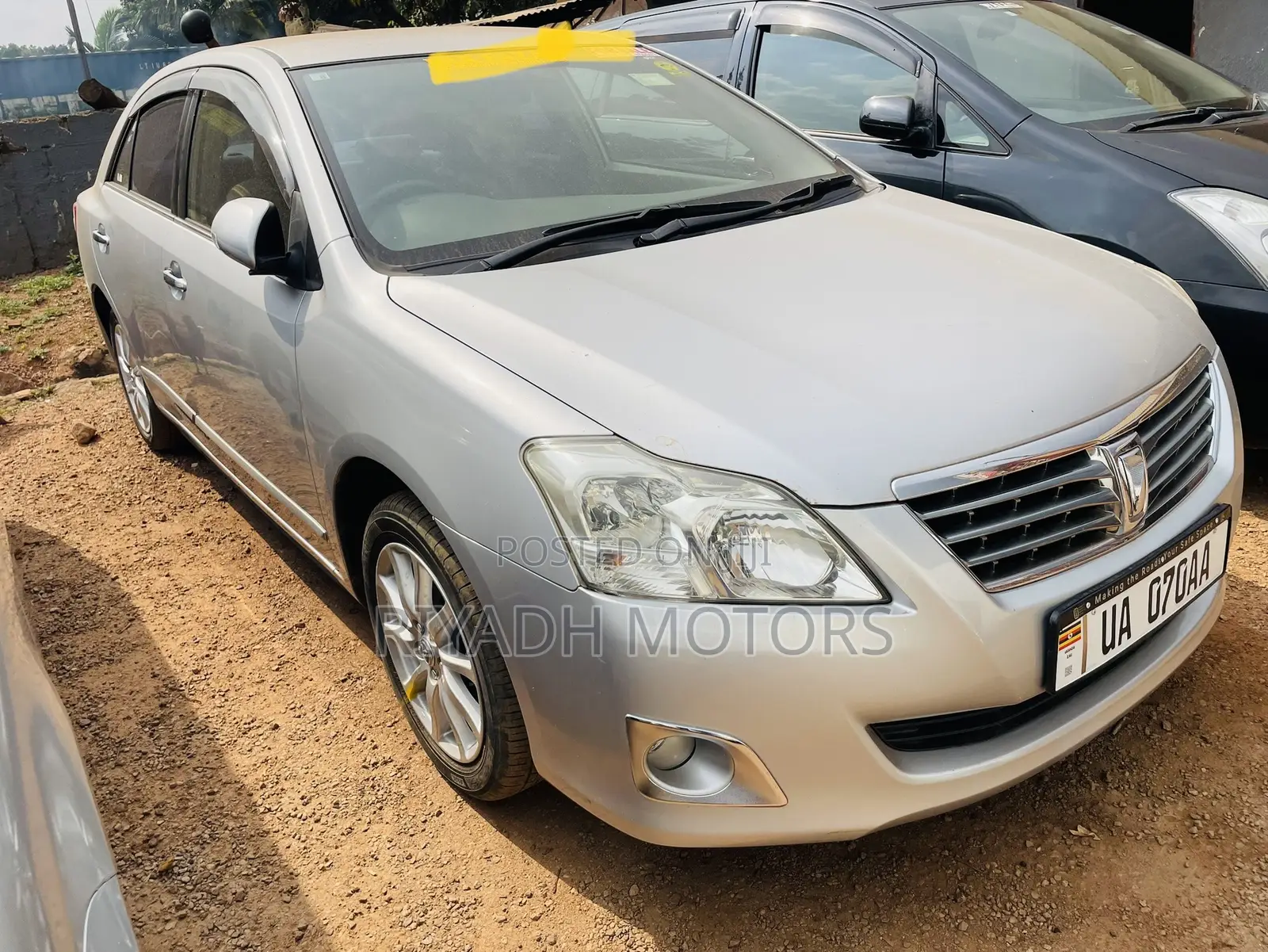 Toyota Premio 2010 Silver