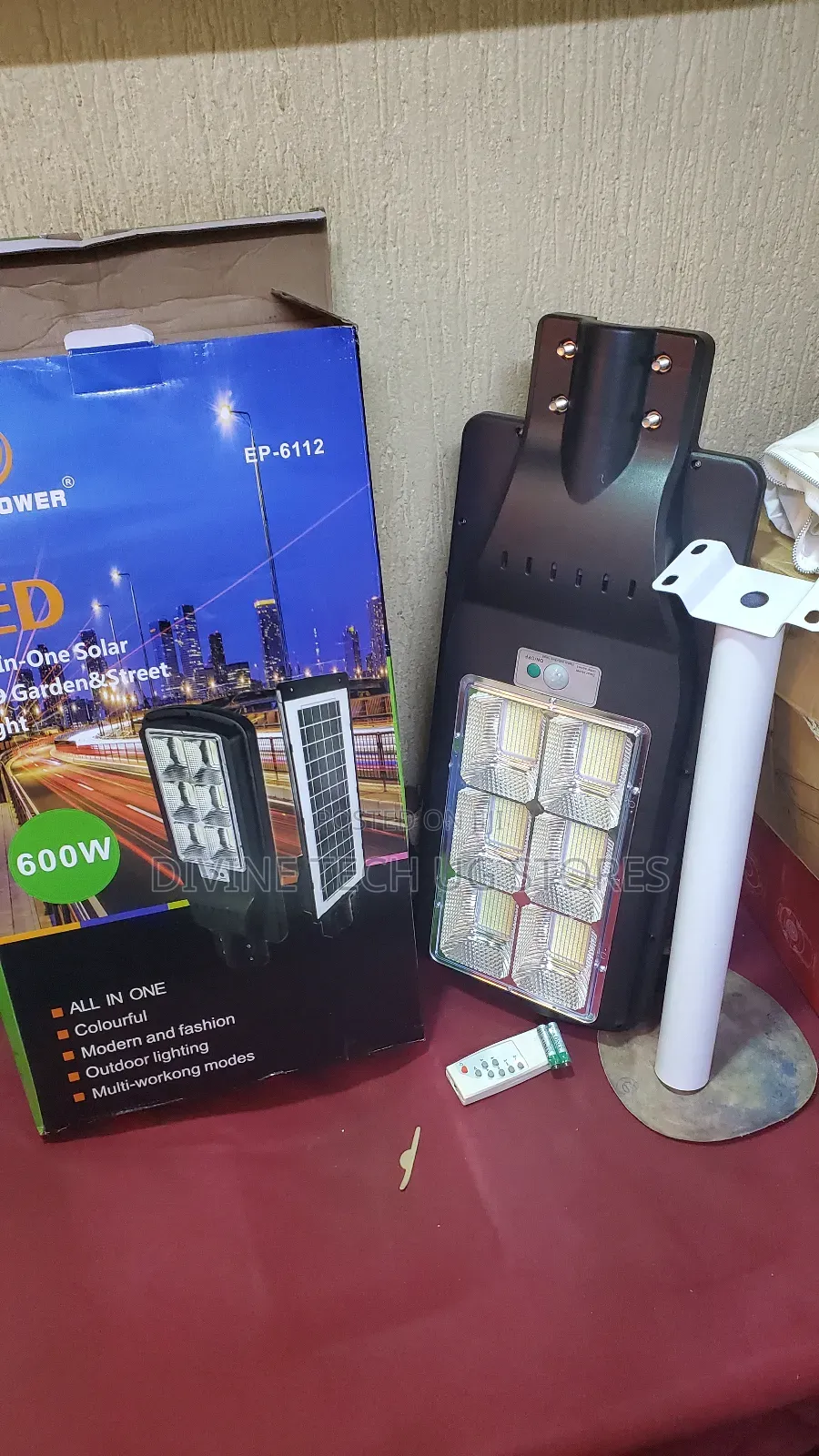 Solar Street Light With Remote -600w Security Solar Light