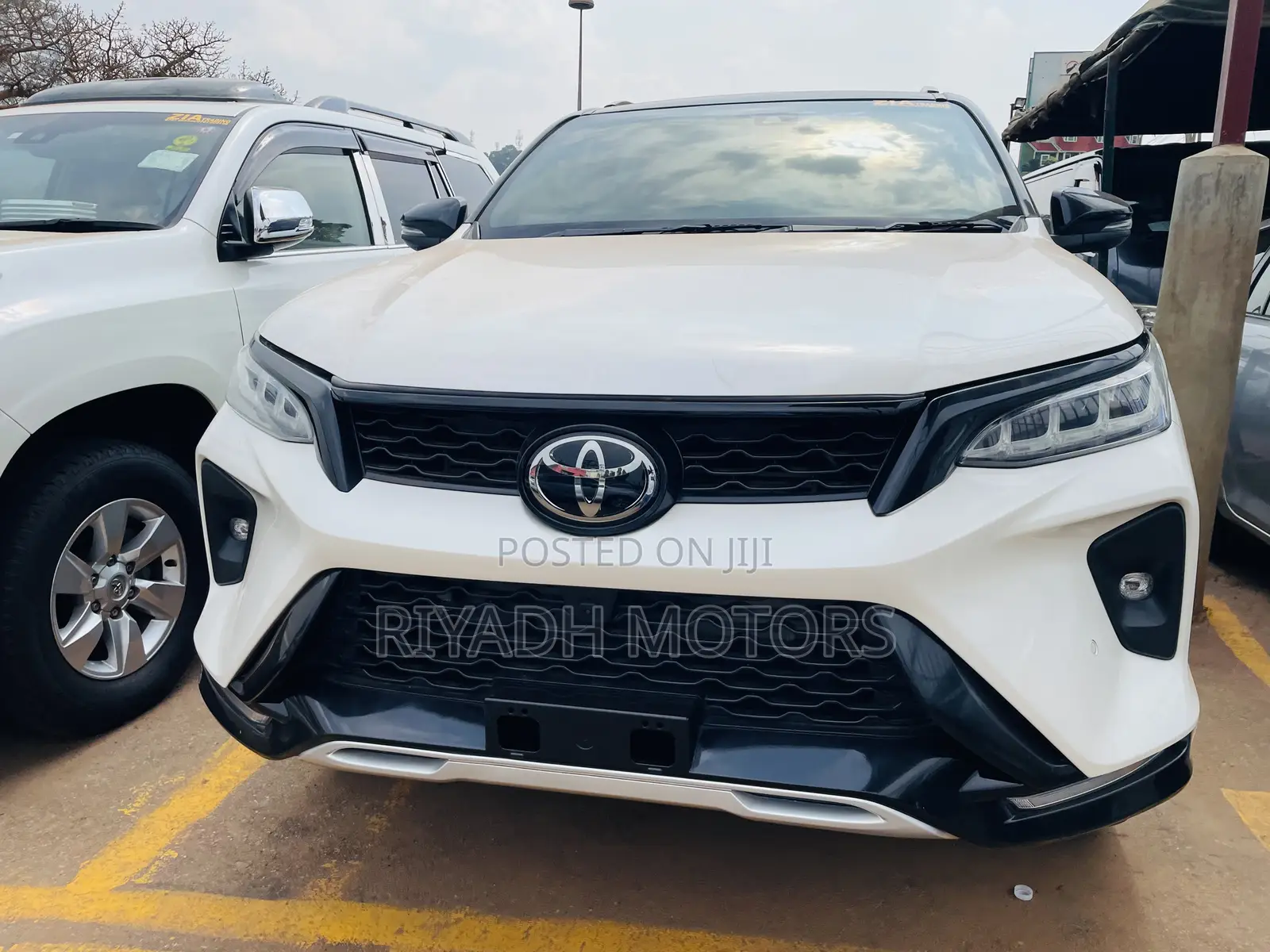 Toyota Fortuner 2.8 D RWD 2020 White