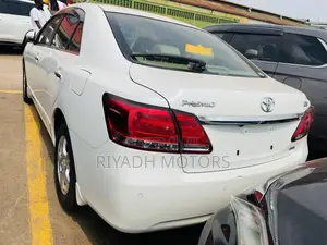 Toyota Premio 1.8 FWD 2019 White