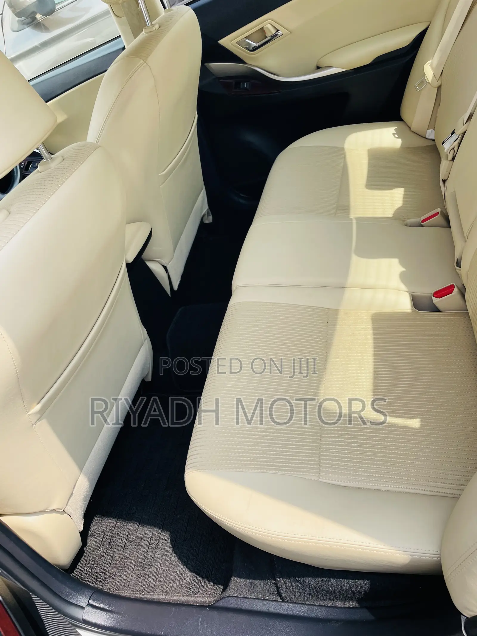 Toyota Premio 1.8 FWD 2019 White