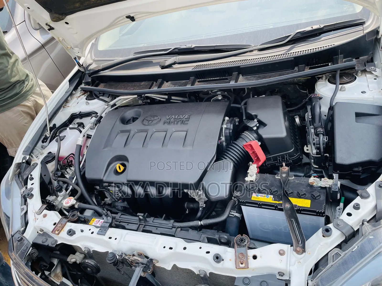 Toyota Premio 1.8 FWD 2019 White