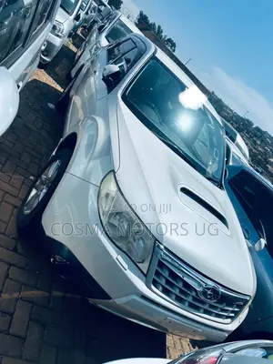 Photo - Subaru Forester 2011 White