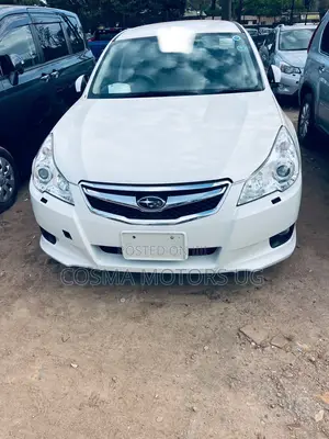 Photo - Subaru Legacy 2.5i Limited Sedan 2012 White