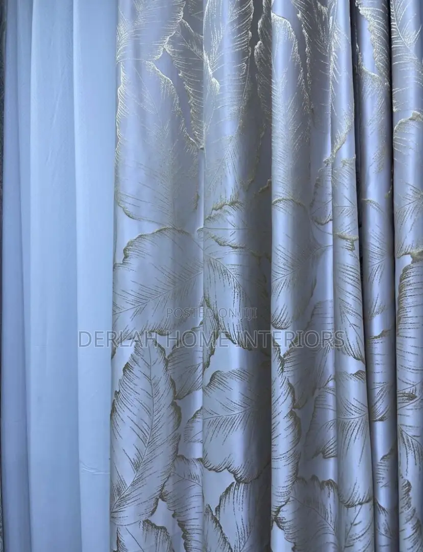 Egyptian Cream Curtain Per Ready Meter (Expensive)