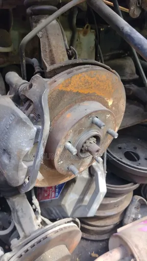Noah 4 Wheel Drive Front Suspension Hub