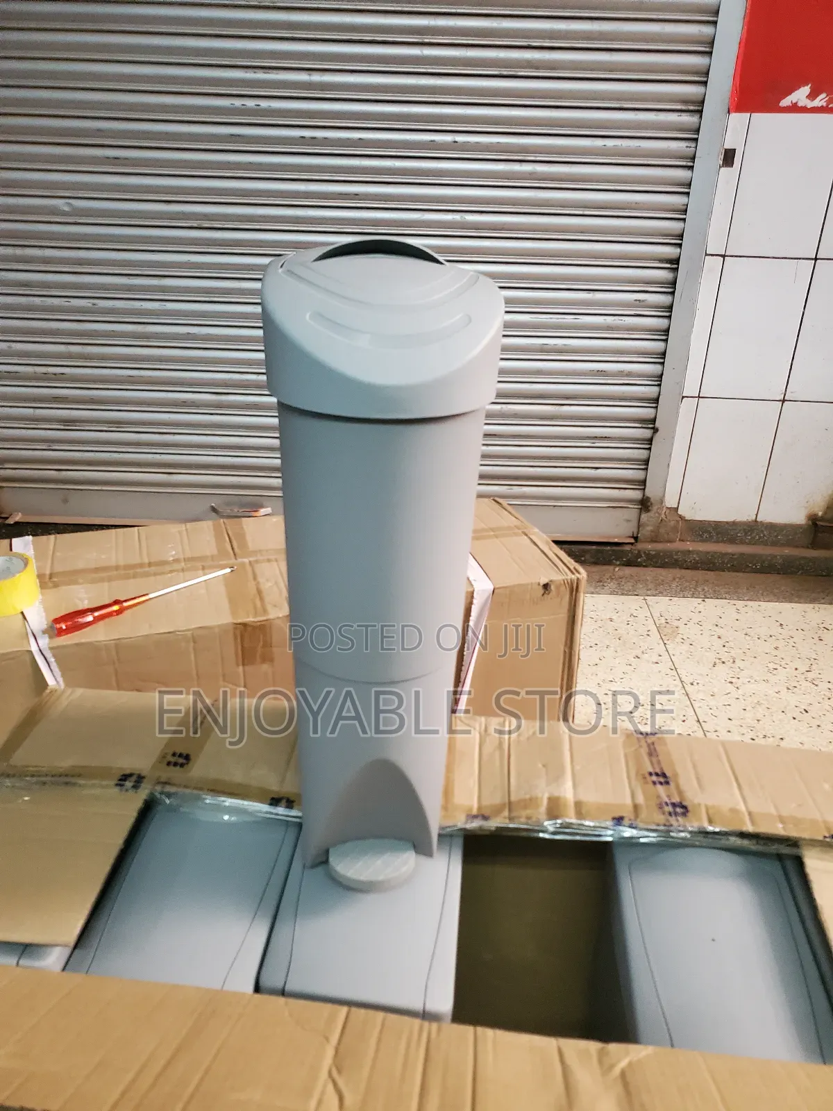 High Quality Sanitary Bins Sanitary Bins