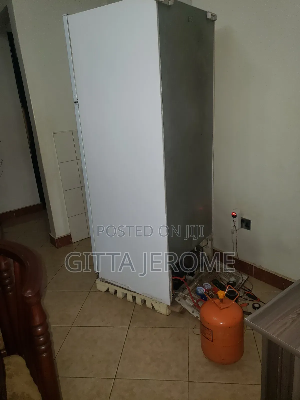 Fridge Repairing Services With Professional Technicians 41